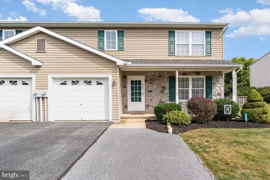 315 Pamela Ln, Lebanon