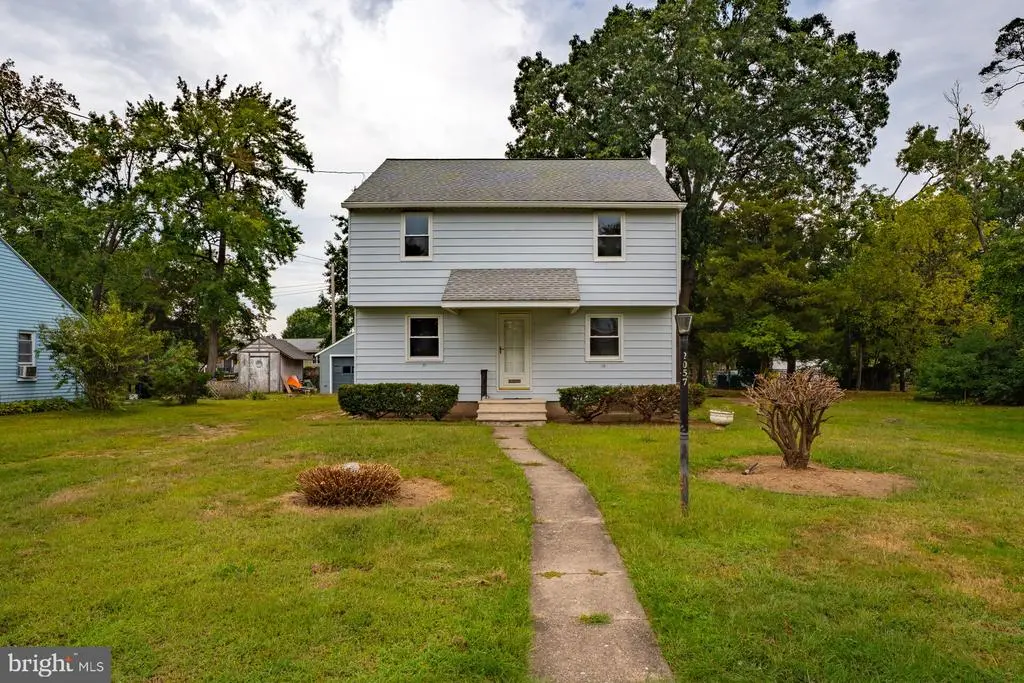 2057 Garfield Ave, CROYDON