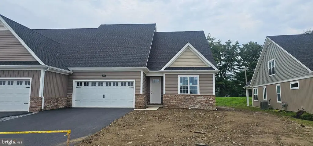 253 Bellaride Ln #52, MILLERSVILLE