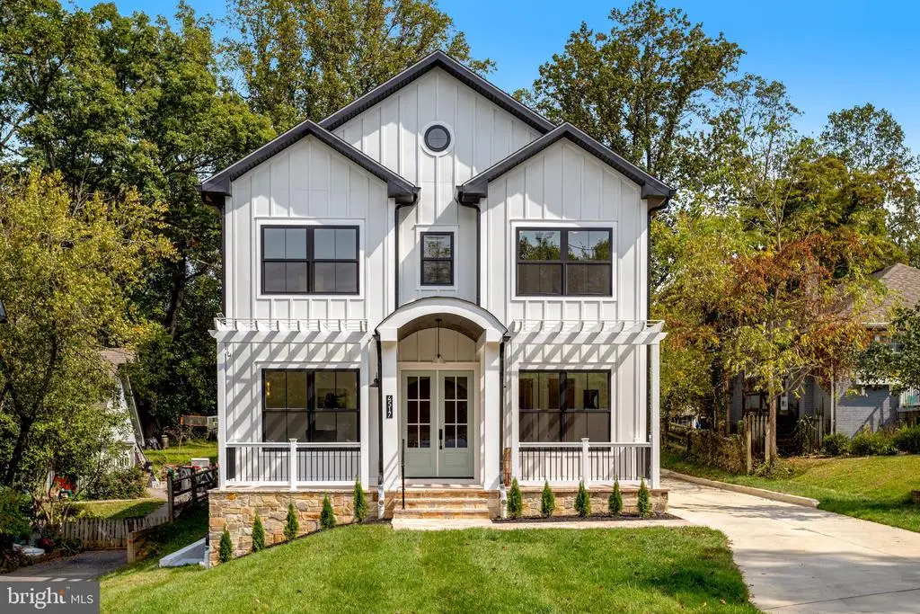 4517 Clermont Pl, Garrett Park