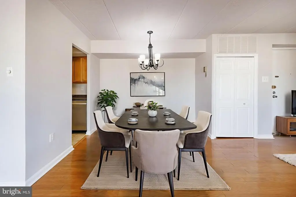 2630 Wagon Dr #294, ALEXANDRIA