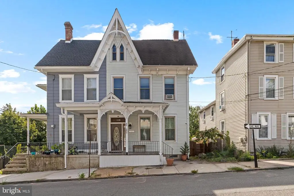 118 Pearl St, Mount Holly