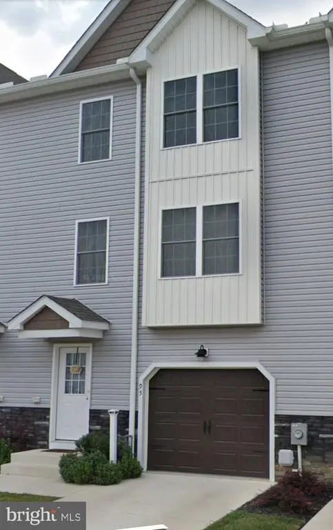 95 Spelt Dr, CLAYTON