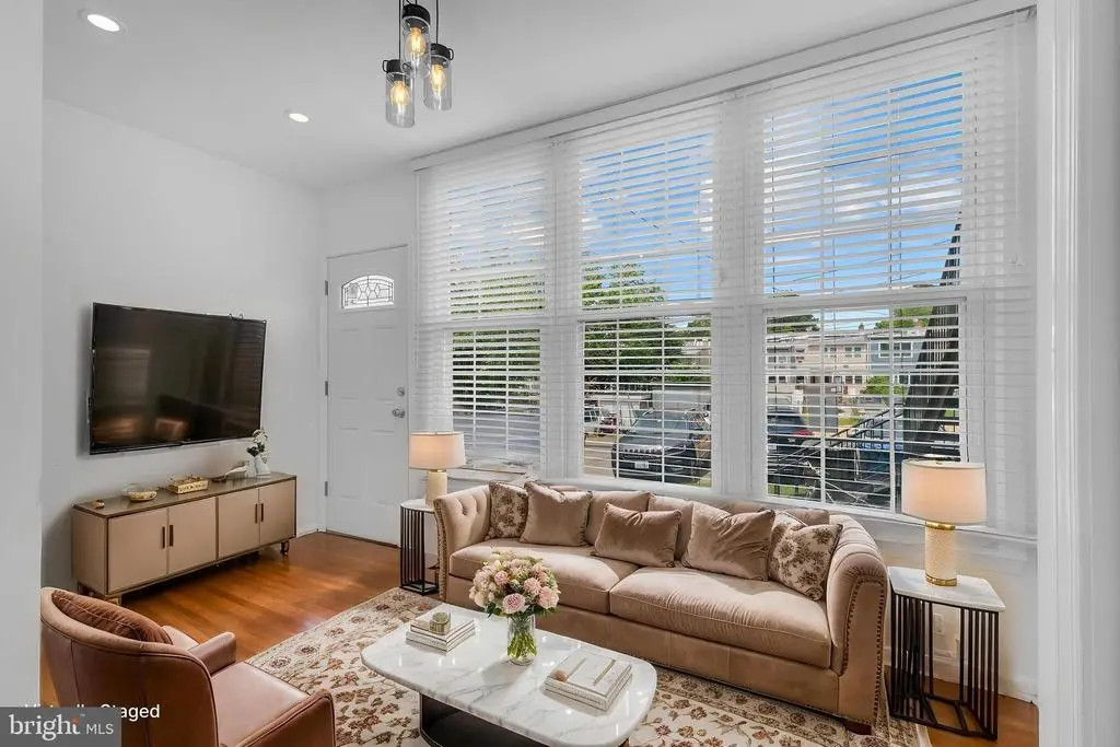 945 Randolph St Nw #a, WASHINGTON