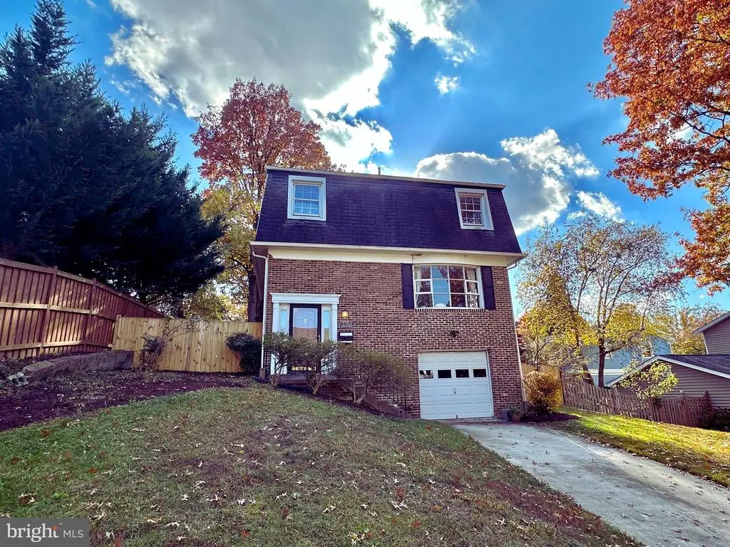 250 Aspen St, ALEXANDRIA