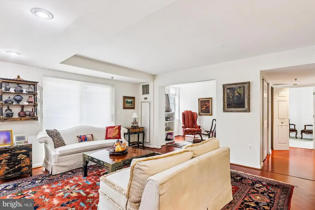 900 N Taylor St #904-06, ARLINGTON