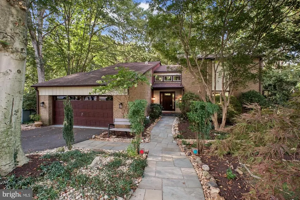 4056 41st St N, MCLEAN