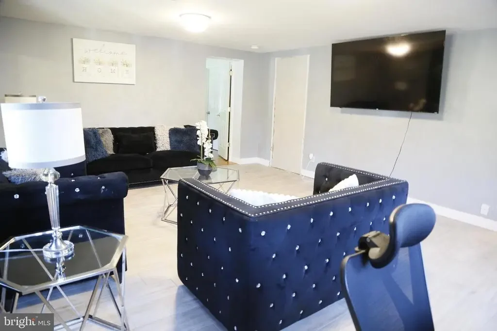 17421 Tripoli Blvd, Dumfries