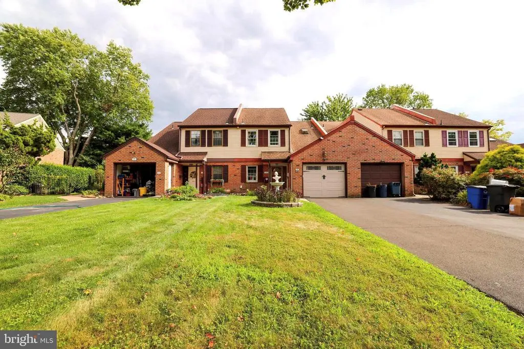 103 Garrison Ct, LANGHORNE