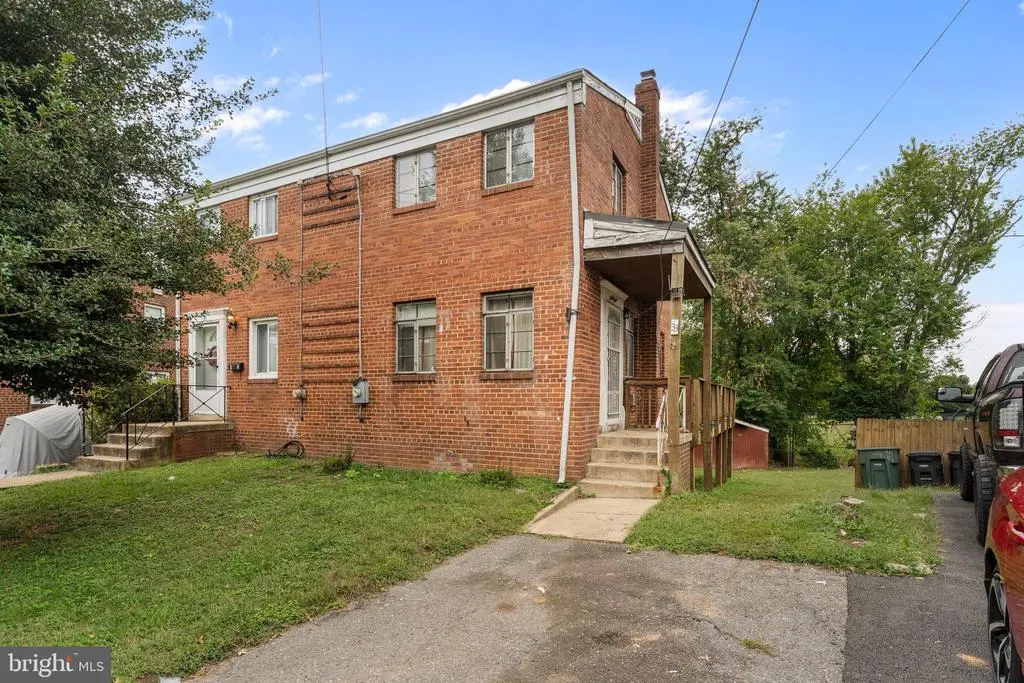 Photo of Listing #VAAX2050258