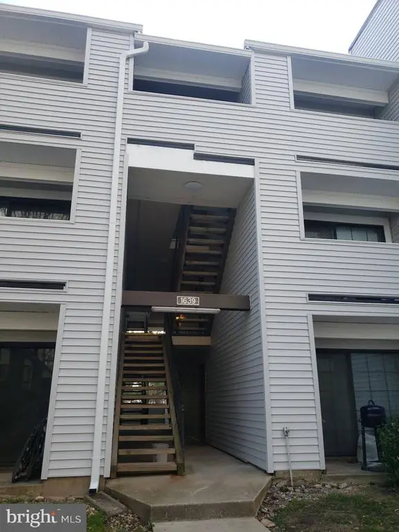 1639 Carriage House Ter #j, Silver Spring