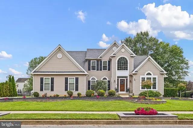 507 Lilac Dr, Middletown