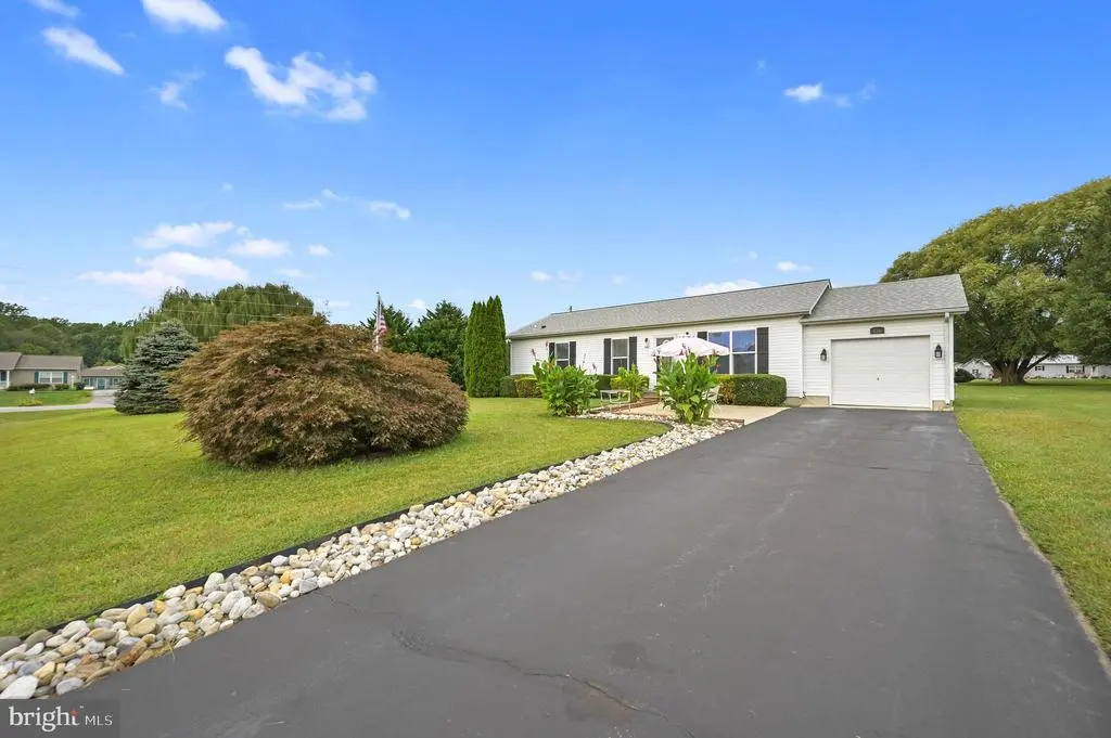 626 Blaine Dr, Felton