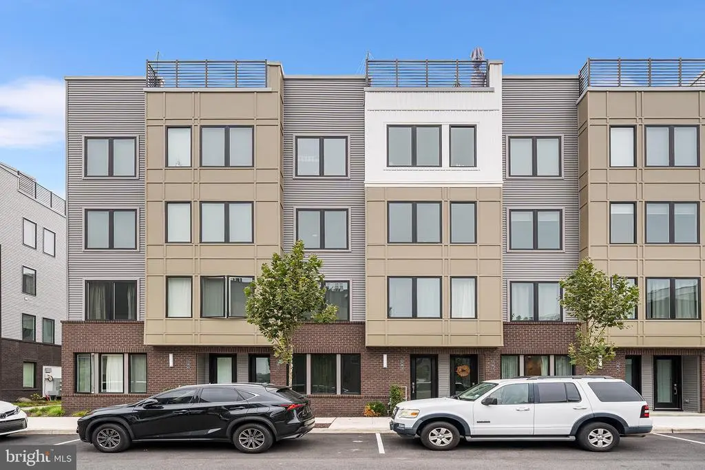 2170 Northbank Pl #182, PHILADELPHIA