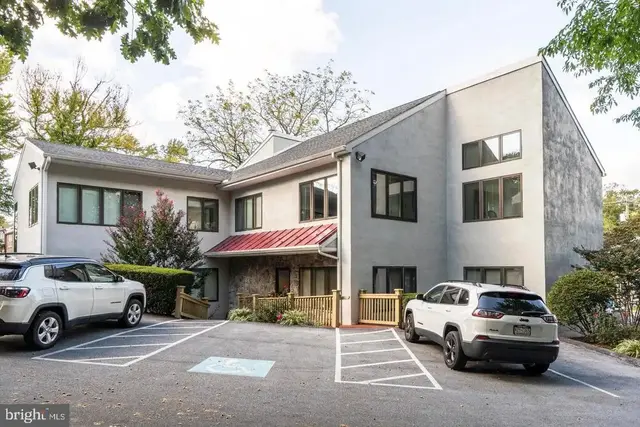 528 E Lancaster Ave #50, Wayne