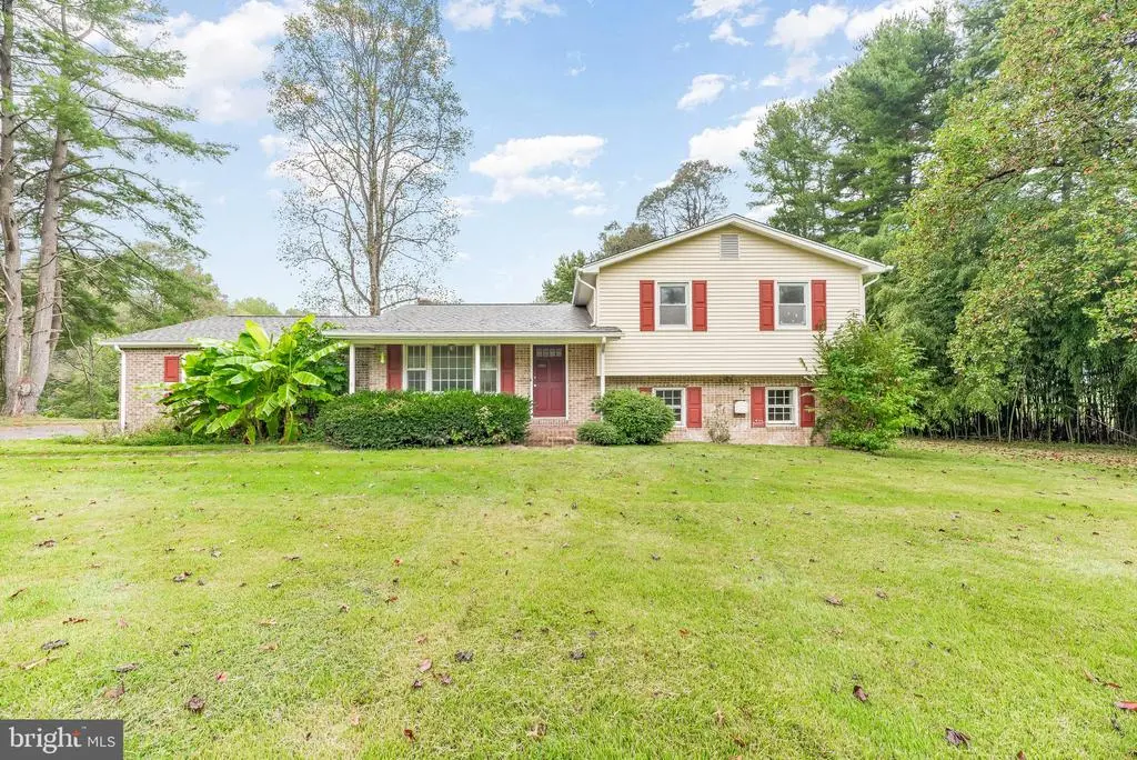 321 Sun Park Ln, Huntingtown