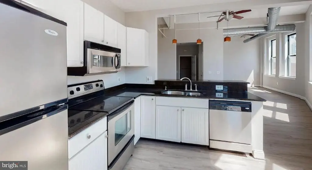 330 N Charles St #2b, Baltimore