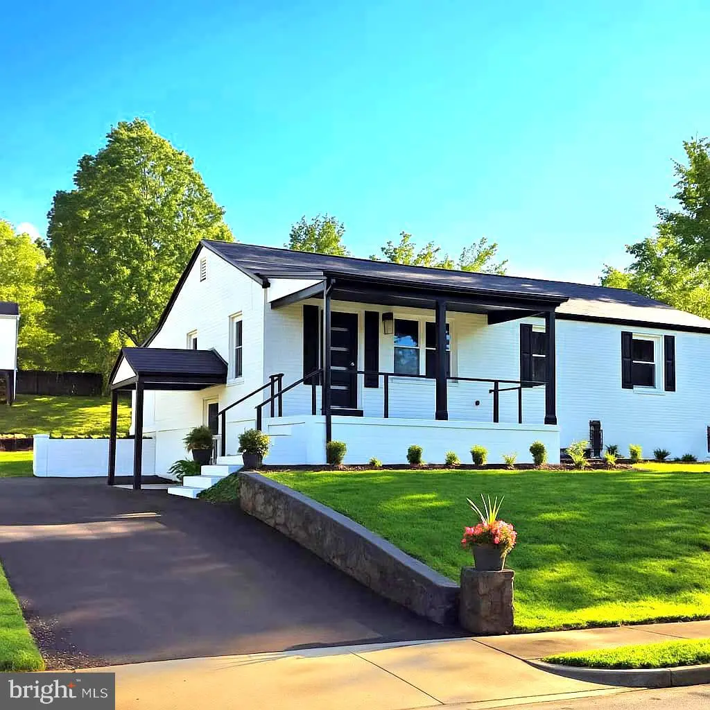 6065 Munson Hill Rd, FALLS CHURCH