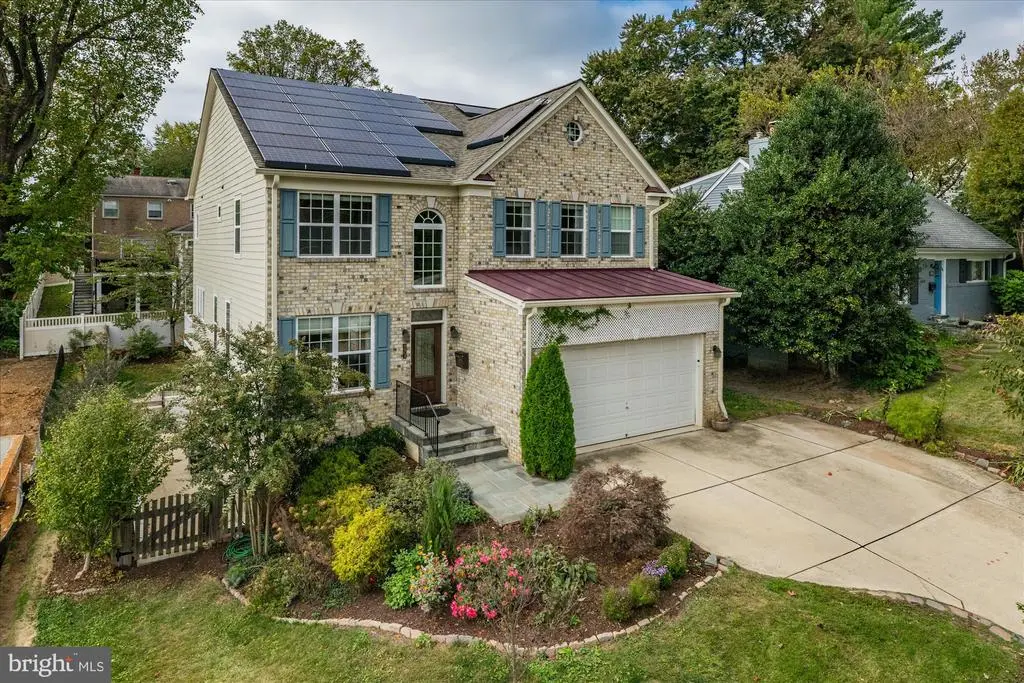 8808 Walnut Hill Rd, CHEVY CHASE