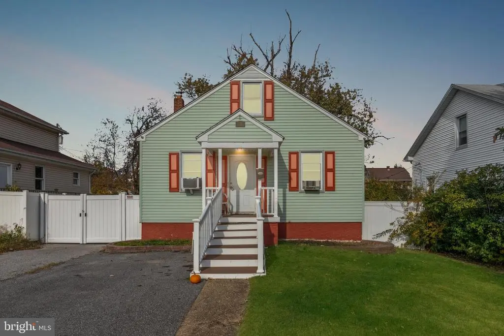 18 3rd Ave S, Glen Burnie