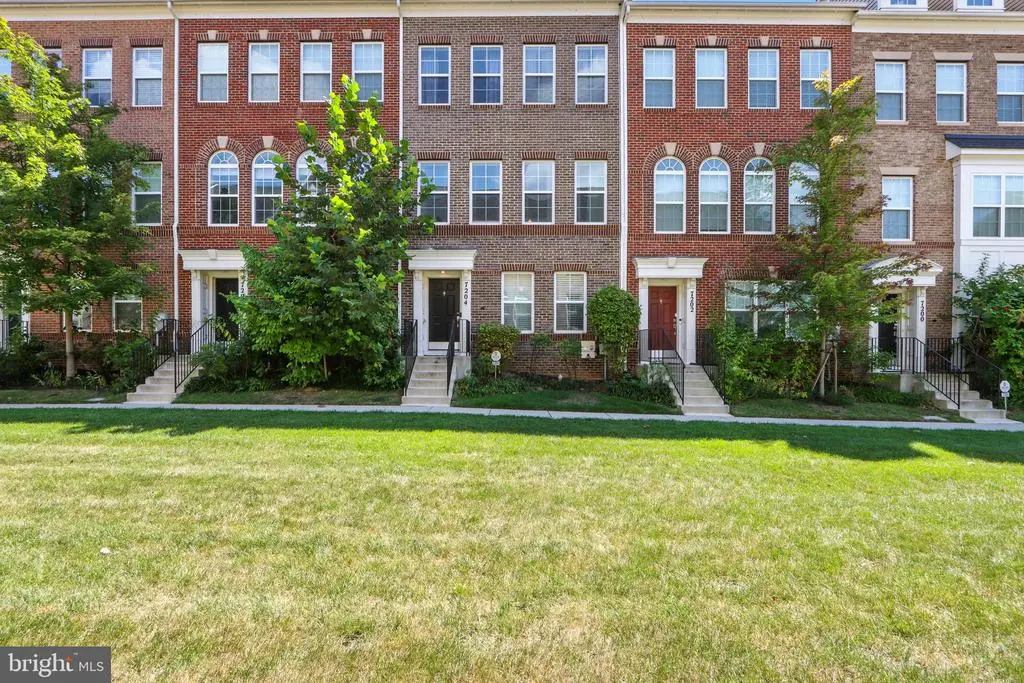 7204 Barrberry Ln, Beltsville