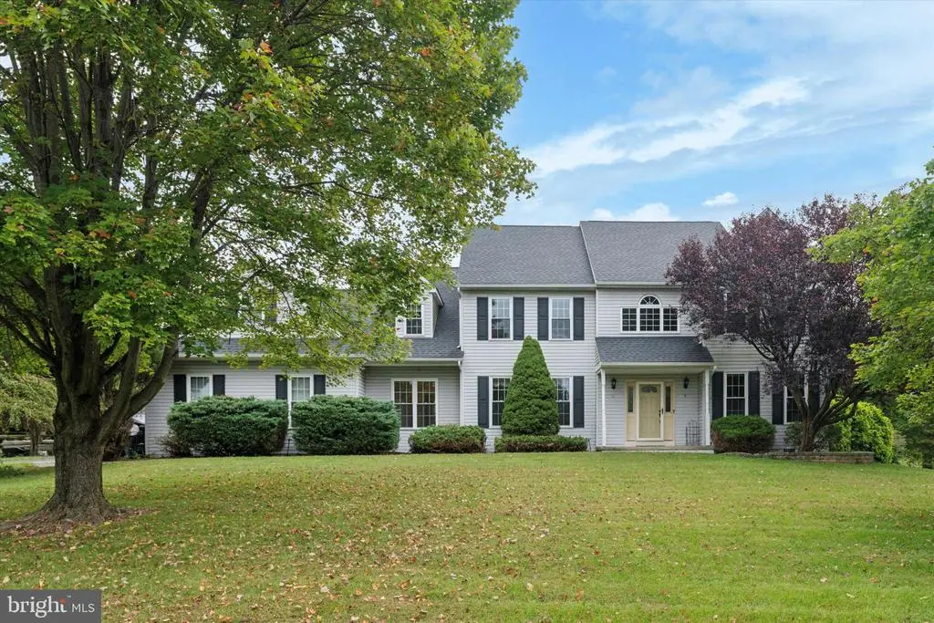 223 Autumn Hill Dr, OXFORD