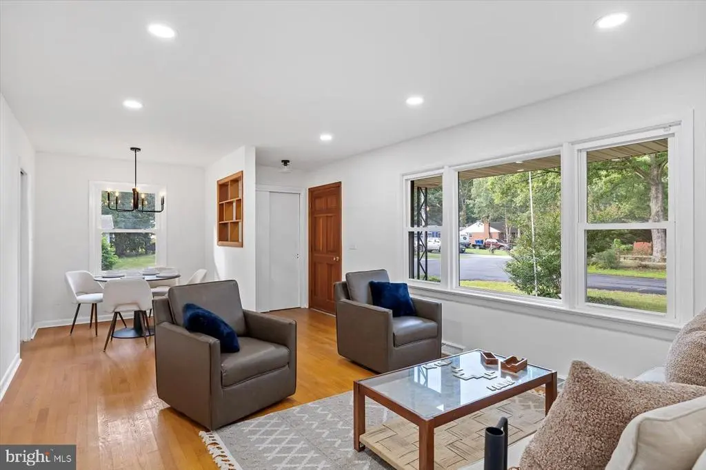 60 Pendleton Rd, FREDERICKSBURG