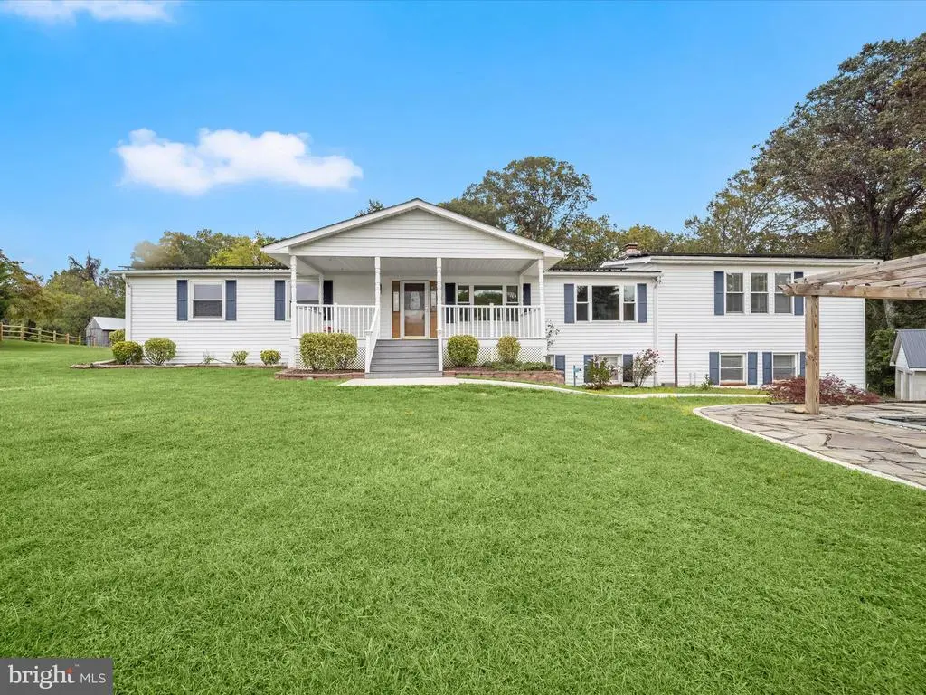 1110 Upper Pindell Rd, Lothian