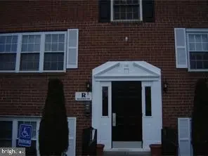 826 South Ave #r8, SECANE