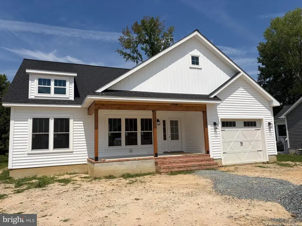 13 Sandy Ln, EASTON