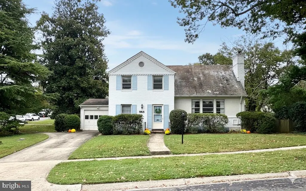 5815 Cromwell Dr, Bethesda