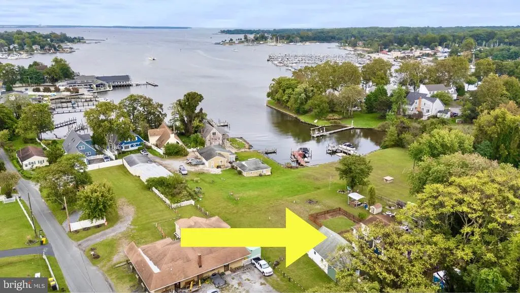 1304 Tuggies Rd, Pasadena