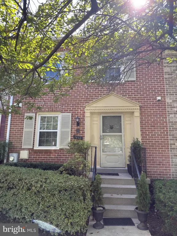 7472 Westlake Ter #15, Bethesda