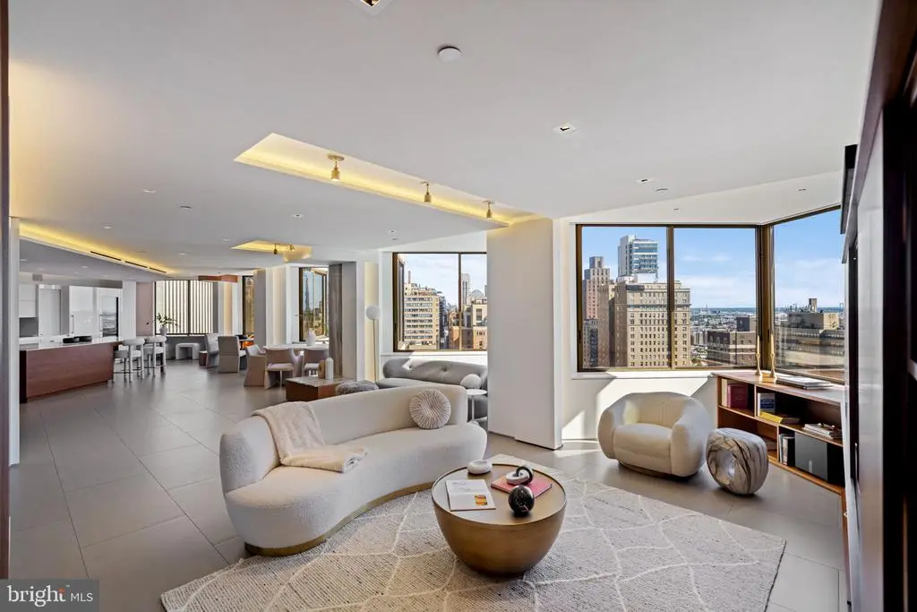 202-10 W Rittenhouse Sq #2106-2107, PHILADELPHIA