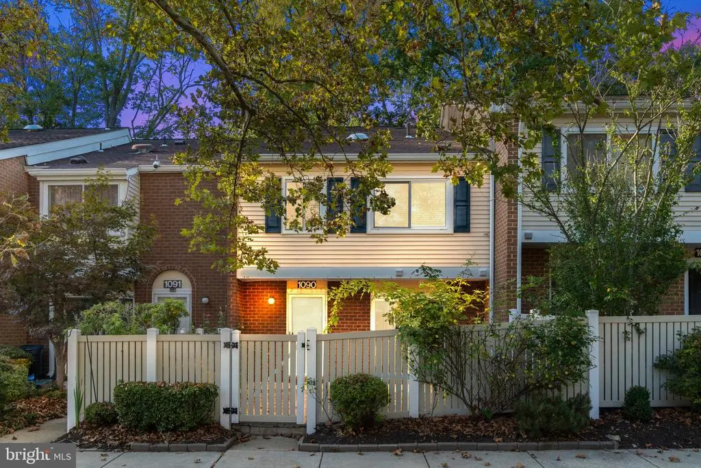 1090 Corbridge Ct, VOORHEES