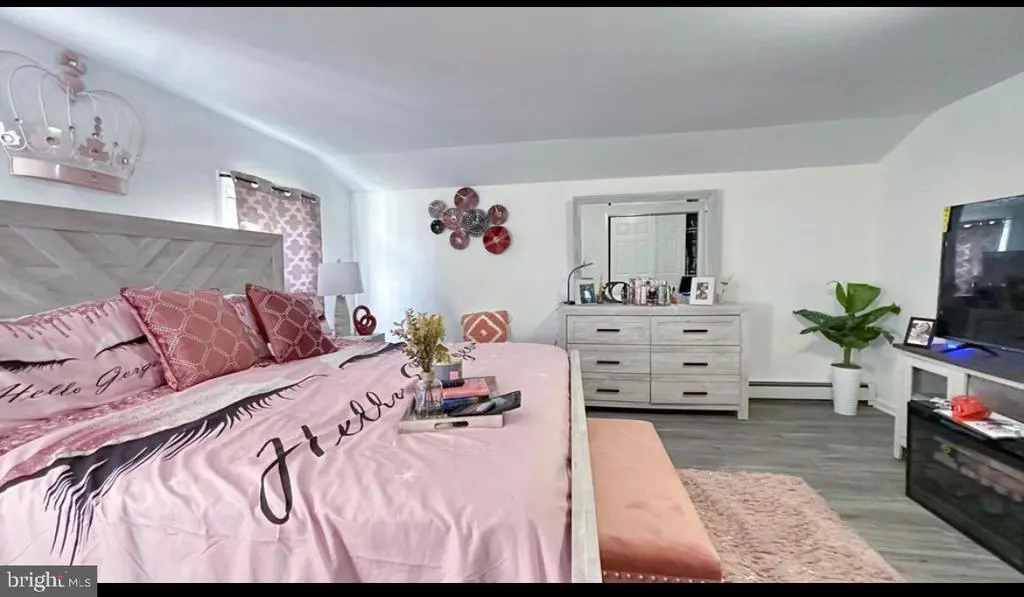 178 E Charleston Ave, Lawnside