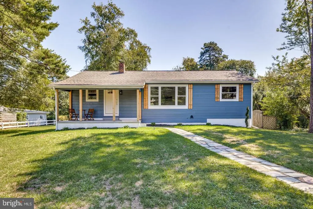 217 Taunton Blvd, MEDFORD