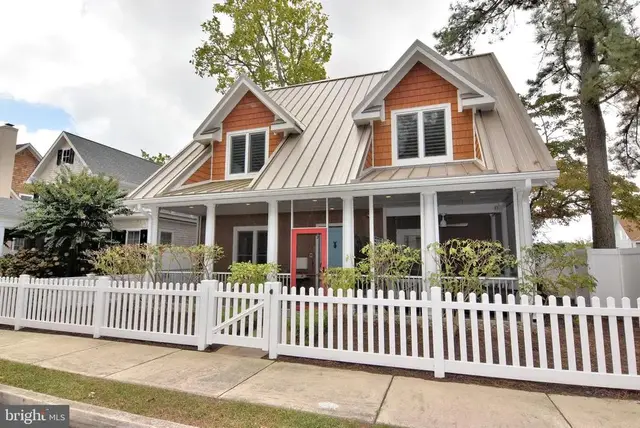 82 Sussex St, Rehoboth Beach