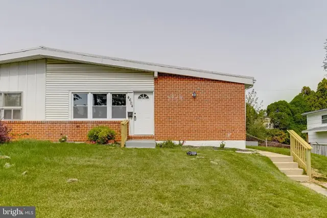 4604 Old Court Rd, Pikesville