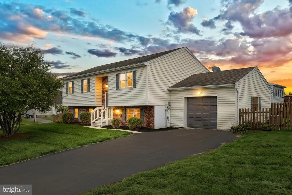 3110 Pineview Dr, DOVER