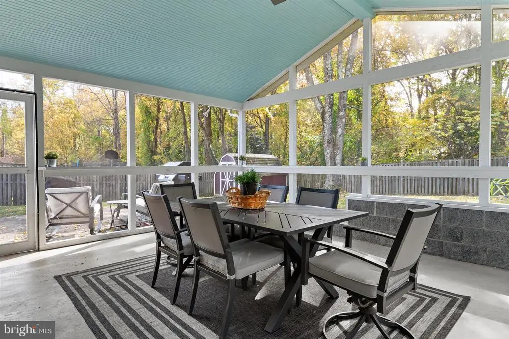 249 Overleaf Dr, Arnold