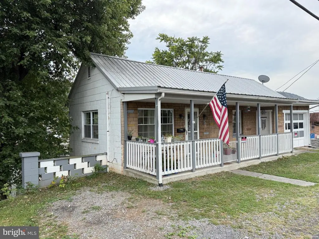 565 Carskadon Rd, KEYSER