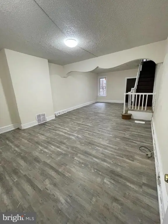 839 E Locust Ave, PHILADELPHIA