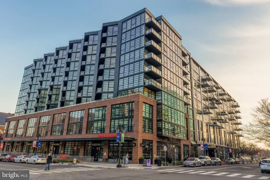 1300 4th St Se #715, WASHINGTON