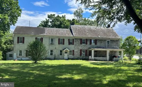 1101-1103 N Eberts Ln #5, York