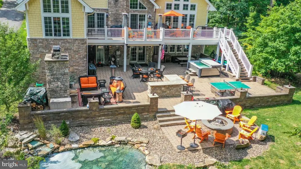 273 Glendale Rd, Oakland