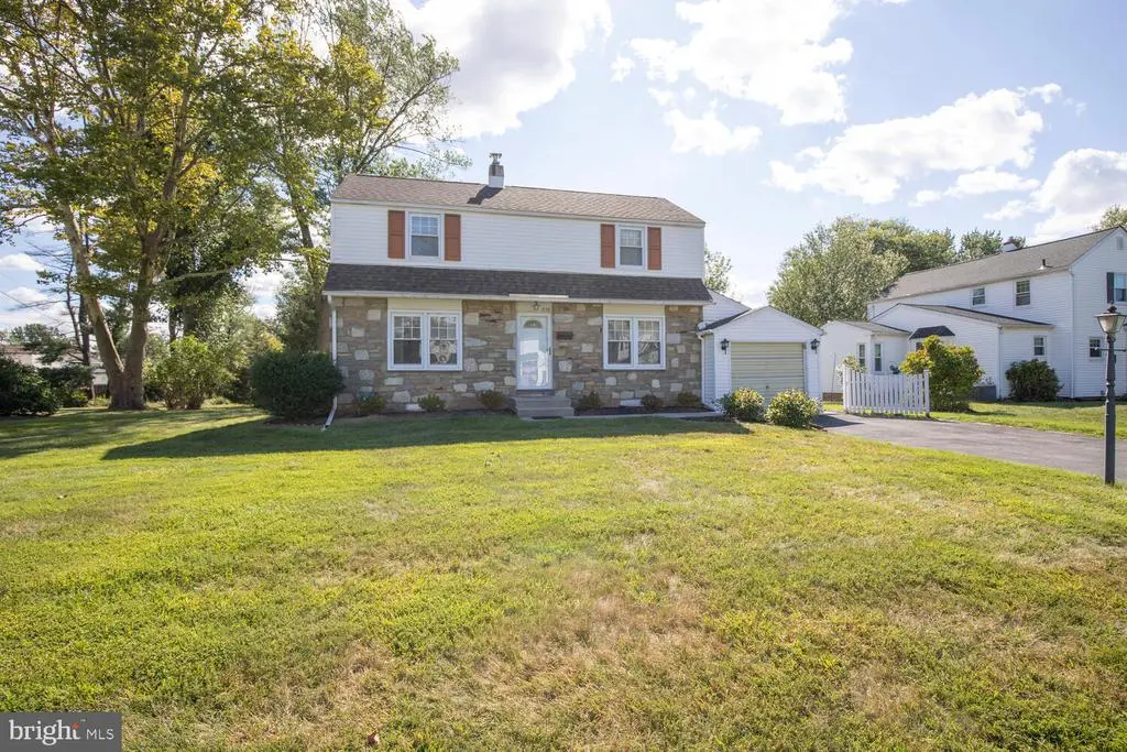 1130 Victoria Rd, WARMINSTER