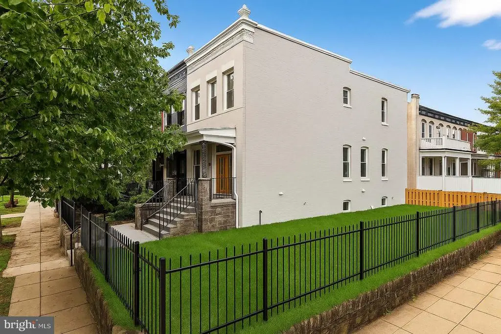 401 16th St Se, WASHINGTON