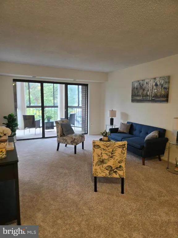 15107 Interlachen Dr #2-321, SILVER SPRING
