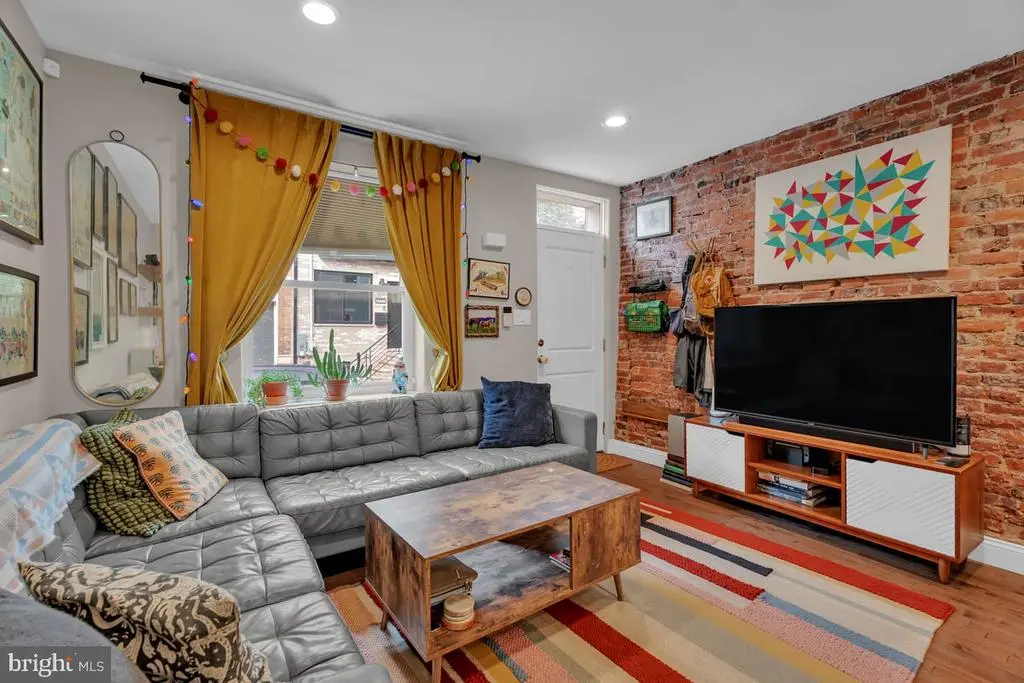 2130 Sigel St, PHILADELPHIA